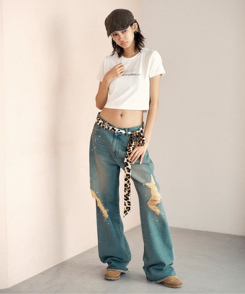 ACLENT（アクレント）の「ビジューダメージJ/Wデニムパンツ（デニム