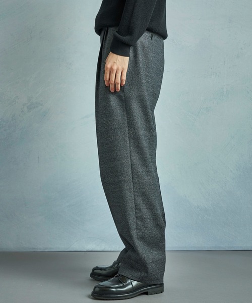 MEN'S BIGI(メンズビギ)の「メランジウール 2タックテーパードワイドパンツ(スラックス・メンズ・ブラウン/グレー・01/02/03/04)」の3枚目の写真