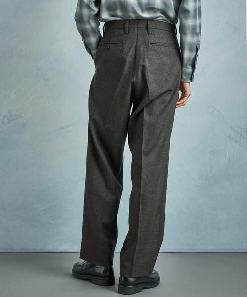 MEN'S BIGI(メンズビギ)の「メランジウール 2タックテーパードワイドパンツ(スラックス・メンズ・ブラウン/グレー・01/02/03/04)」の7枚目の写真