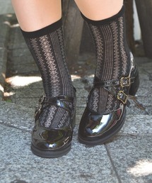 バックストラップパンプス