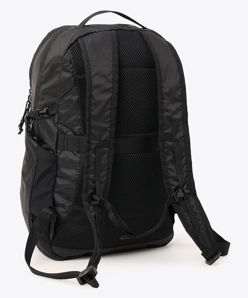 Columbia(コロンビア)の「Columbia/ タイガーブルック18Lパッカブルバックパック /コロンビア(バックパック/リュック・レディース・ブラック/パープル・ONE SIZE)」の3枚目の写真