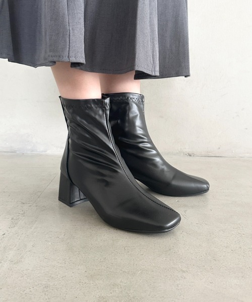 MYMOOD.（マイムード）の「バッグファスナーヒールブーツ（ブーツ・レディース・ベージュ/アイボリー/ブラック・23.5cm/24.5cm）」の12枚目の写真