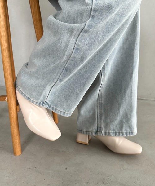 MYMOOD.（マイムード）の「バッグファスナーヒールブーツ（ブーツ・レディース・ベージュ/アイボリー/ブラック・23.5cm/24.5cm）」の5枚目の写真