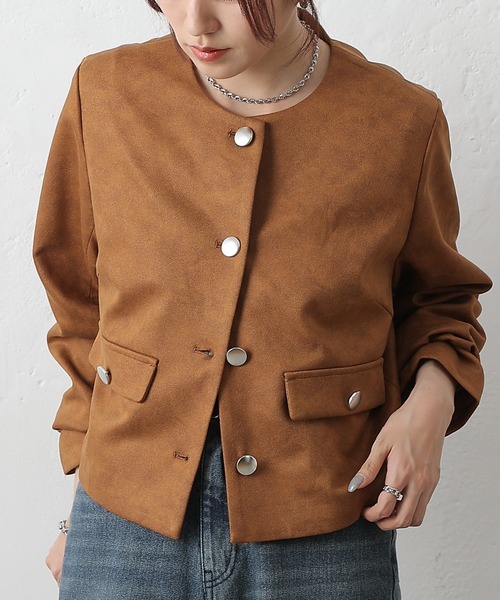 COLONY 2139（コロニートゥーワンスリーナイン）の「スエードポンチノーカラージャケット（ノーカラージャケット・レディース・ブラウン/キャメル/チャコールグレー・FREE）」の3枚目の写真