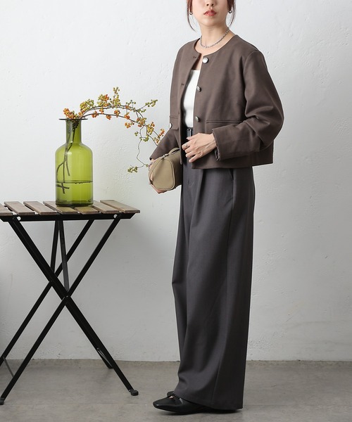 COLONY 2139（コロニートゥーワンスリーナイン）の「スエードポンチノーカラージャケット（ノーカラージャケット・レディース・ブラウン/キャメル/チャコールグレー・FREE）」の17枚目の写真