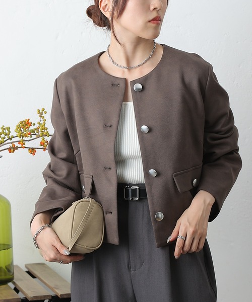 COLONY 2139（コロニートゥーワンスリーナイン）の「スエードポンチノーカラージャケット（ノーカラージャケット・レディース・ブラウン/キャメル/チャコールグレー・FREE）」の12枚目の写真