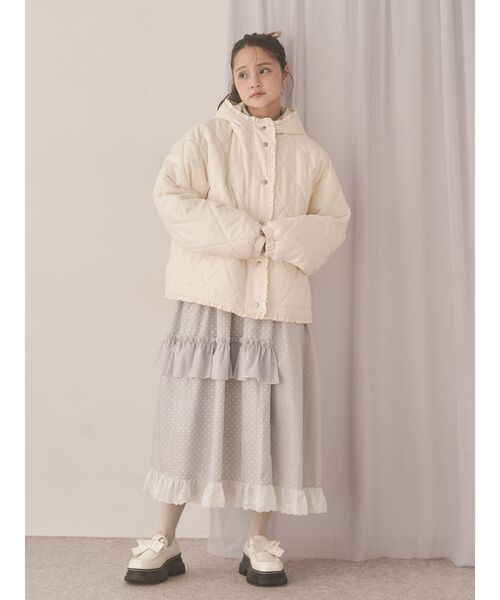 merry jenny（メリージェニー）の「フリルキルティングフードジャケット（ダウンジャケット/コート・レディース・ピンク/アイボリー/ブラック/ブルー・FREE）」の11枚目の写真