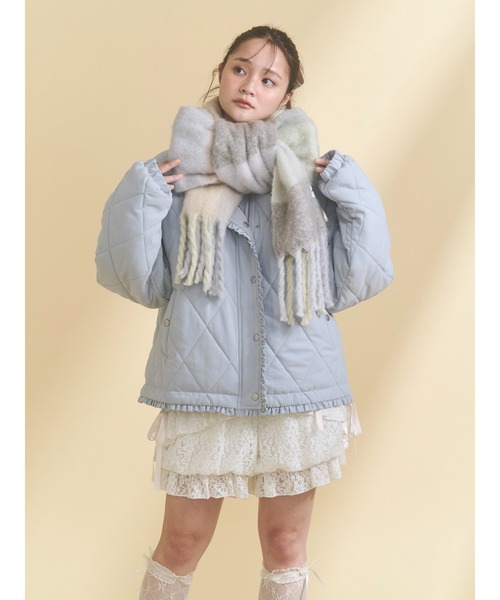 merry jenny（メリージェニー）の「フリルキルティングフードジャケット（ダウンジャケット/コート・レディース・ピンク/アイボリー/ブラック/ブルー・FREE）」の5枚目の写真