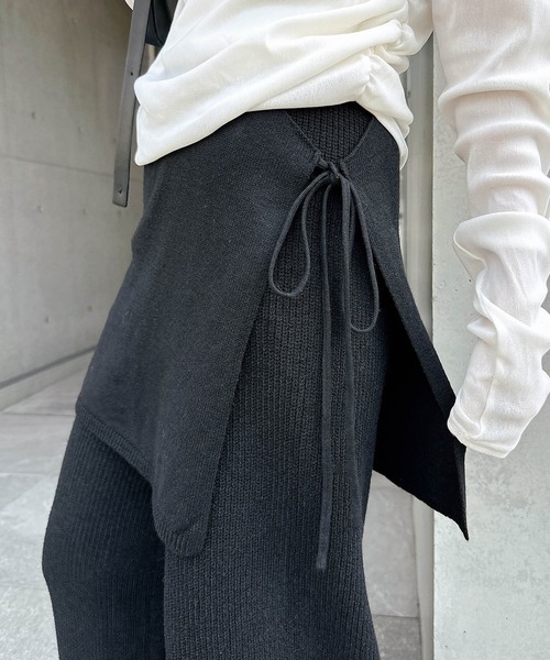 andme(アンドミー)の「レイヤードニットパンツ(その他パンツ・レディース・ブラウン/チャコールグレー/ブラック・M/L)」の15枚目の写真
