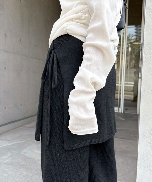 andme(アンドミー)の「レイヤードニットパンツ(その他パンツ・レディース・ブラウン/チャコールグレー/ブラック・M/L)」の13枚目の写真