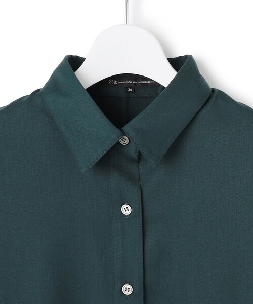 23区(ニジュウサンク)の「【滝沢眞規子さん着用/洗える】メリノウールサテン 2WAYドルマンスリーブシャツ(シャツ/ブラウス・レディース・ブラック系/パイングリーン系・38)」の20枚目の写真