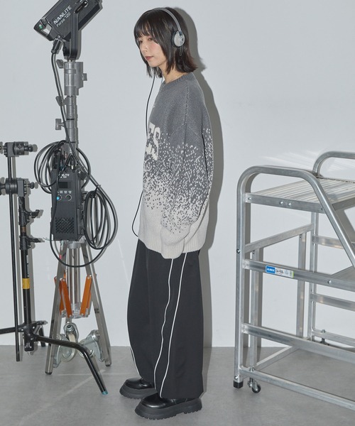 Anchor Smith（アンカー スミス）の「ピクセルフェードグラデーションレタリングジャガードニット（ニット/セーター・レディース・ブラック/ブラウン/グレー・L/M）」の20枚目の写真