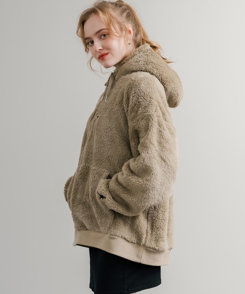 KANGOL（カンゴール）の「KANGOL カンゴール 別注コラボ ロゴ刺繍シャギーボアフリースプルオーバーパーカー（パーカー・メンズ・ブラウン/ベージュ/チャコール/ネイビー/オフホワイト/ブラック・M/L/XL）」の13枚目の写真