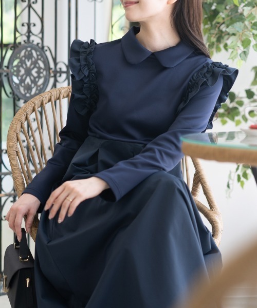 Neige(ネージュ)の「丸襟肩フリルタフタ切替ワンピース(ワンピース・レディース・ブラック/ネイビー・ONE SIZE)」の11枚目の写真