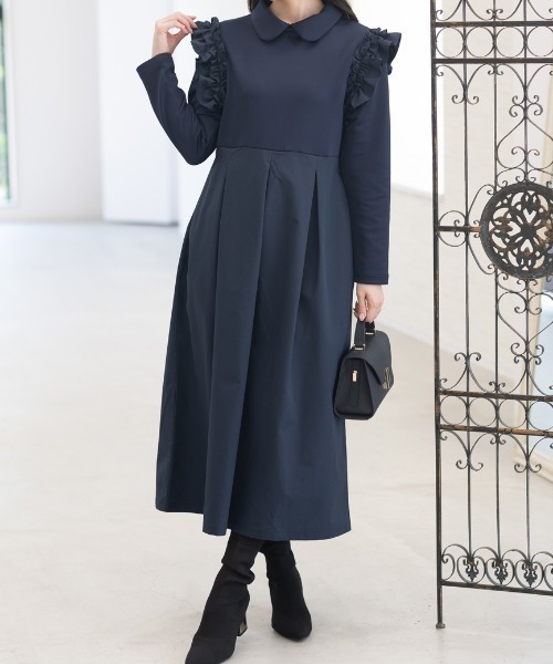 Neige(ネージュ)の「丸襟肩フリルタフタ切替ワンピース(ワンピース・レディース・ブラック/ネイビー・ONE SIZE)」の7枚目の写真