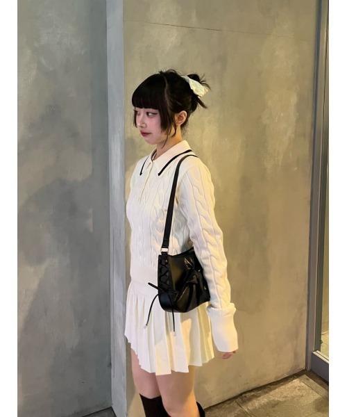 SLY（スライ）の「VELOUR SCRUNCHIE ベロア スクランチー 秋服 冬服（シュシュ・レディース・ブラック/アイボリー・FREE）」の12枚目の写真