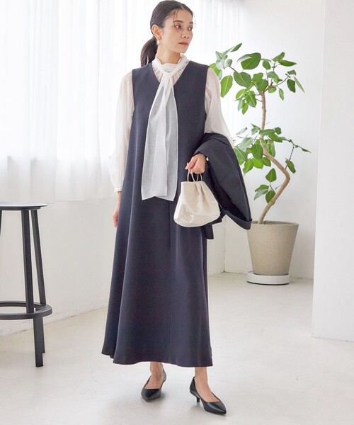ships little black(シップスリトルブラック)の「little black: リュクス エア ノースリーブ フレア ロング ワンピース(セレモニー対応可)(ワンピース・レディース・ブラック/ネイビー・36/38)」の19枚目の写真