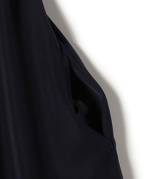 ships little black(シップスリトルブラック)の「little black: リュクス エア ノースリーブ フレア ロング ワンピース(セレモニー対応可)(ワンピース・レディース・ブラック/ネイビー・36/38)」の5枚目の写真
