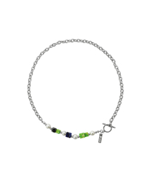 Greenie pearl necklace