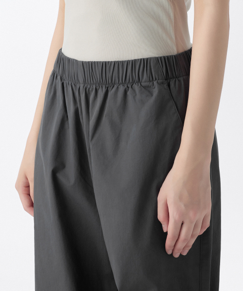 MUSINSA STANDARD WOMAN（ムシンサスタンダードウーマン）の「ウィメンズラップスカートパラシュートパンツ[ダークグレー]（その他パンツ・レディース・その他・30/24/26/28）」の8枚目の写真