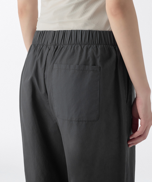 MUSINSA STANDARD WOMAN（ムシンサスタンダードウーマン）の「ウィメンズラップスカートパラシュートパンツ[ダークグレー]（その他パンツ・レディース・その他・30/24/26/28）」の10枚目の写真