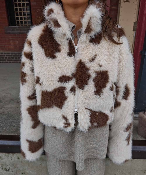 esutoreja(エストレジャ)の「カウパターンファージャケット(その他アウター・レディース・ブラウン/ブラック・FREE)」の21枚目の写真