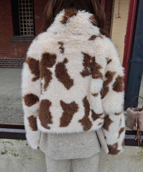 esutoreja(エストレジャ)の「カウパターンファージャケット(その他アウター・レディース・ブラウン/ブラック・FREE)」の15枚目の写真