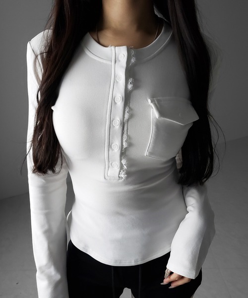 me+em select(ミームセレクト)の「【 裏起毛 】レースドッキングヘンリーネックトップス / lace docking henley neck tops(Tシャツ/カットソー・レディース・ブラック/ホワイト・FREE)」の17枚目の写真