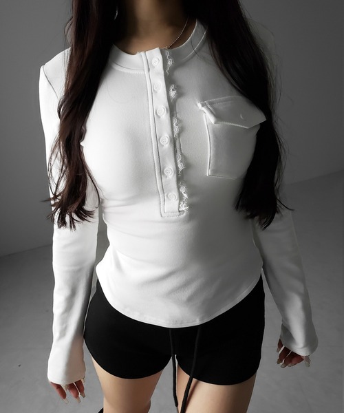 me+em select(ミームセレクト)の「【 裏起毛 】レースドッキングヘンリーネックトップス / lace docking henley neck tops(Tシャツ/カットソー・レディース・ブラック/ホワイト・FREE)」の14枚目の写真