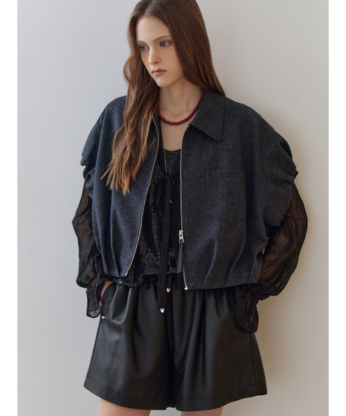 MAXZA(マージャコレクション)の「ソフトボリュームキャップスリーブカラージップアップベスト(ベスト・レディース・チャコール・FREE)」の2枚目の写真