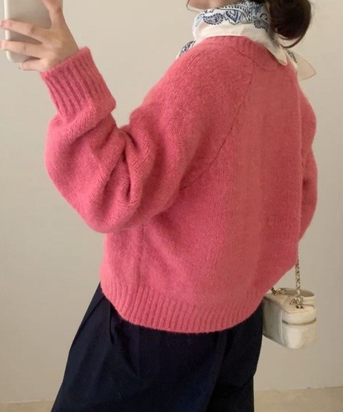 DAY CLOSET(デイ クローゼット)の「【厚手/クロップド丈/冬に嬉しいふんわり質感、愛されカラー】長袖ゴールドボタン差し色リブニットカーディガン レディース(カーディガン/ボレロ・レディース・イエロー/ブルー/ホワイト/ピンク・FREE)」の11枚目の写真
