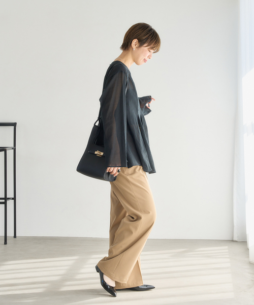 LE TALON(ルタロン)の「《追加2》ポインテッドワンストラップフラット(その他シューズ・レディース・ブラックミックス・25cm/24.5cm/24cm/23.5cm/23cm/22cm/21.5/22.5cm/25.5cm/26cm)」の3枚目の写真