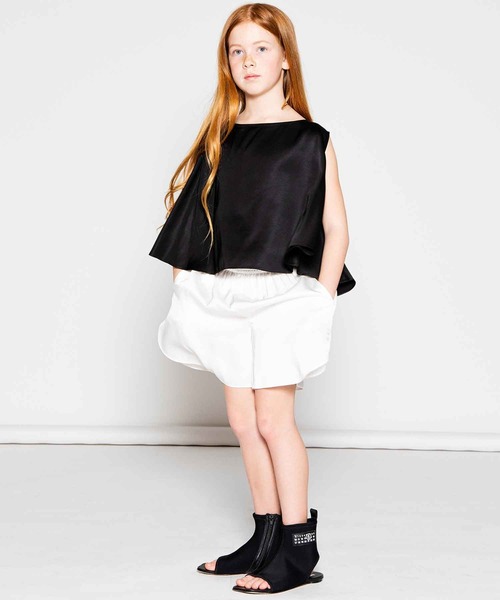 MM6 Maison Margiela（ｴﾑｴﾑｼｯｸｽ ﾒｿﾞﾝ ﾏﾙｼﾞｪﾗ）の「MM6 Maison Margiela(エムエムシックス メゾン マルジェラ)Kids & Junior オフショルダーシャツ（シャツ/ブラウス・キッズ・ブラック・12Y/14Y）」の2枚目の写真