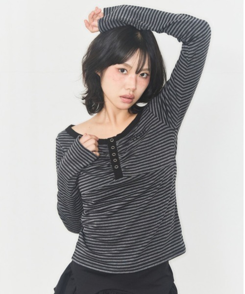 as you are(アズユーアー)の「◇ASYOUARE◇ブランド直輸入正規品/ストライプ スナップ ロング スリーブ STRIPE SNAP LONG SLEEVE(Tシャツ/カットソー・レディース・ブラウン/ブラック・FREE)」の12枚目の写真