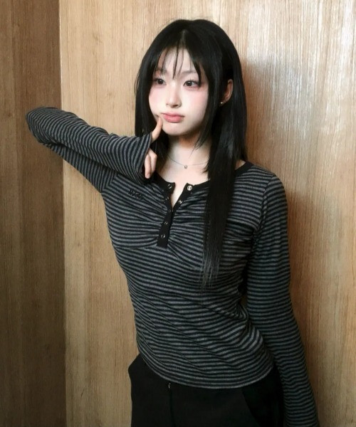 as you are(アズユーアー)の「◇ASYOUARE◇ブランド直輸入正規品/ストライプ スナップ ロング スリーブ STRIPE SNAP LONG SLEEVE(Tシャツ/カットソー・レディース・ブラウン/ブラック・FREE)」の16枚目の写真