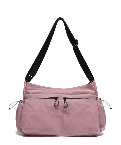 BUTDEEP(バッドディープ)の「036 CROSS BAG-CORAL PINK(メッセンジャーバッグ・レディース・その他・FREE)」の2枚目の写真