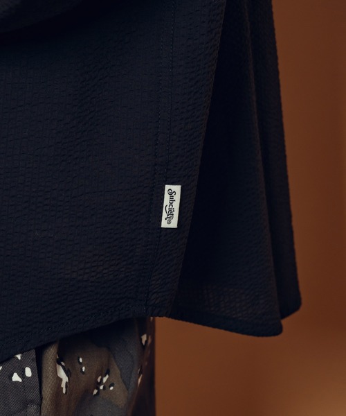 Subciety(サブサエティ)の「Seersucker shirt(シャツ/ブラウス・メンズ・ブルー/ホワイト/ブラック・SMALL/MEDIUM/LARGE/X-LARGE)」の15枚目の写真