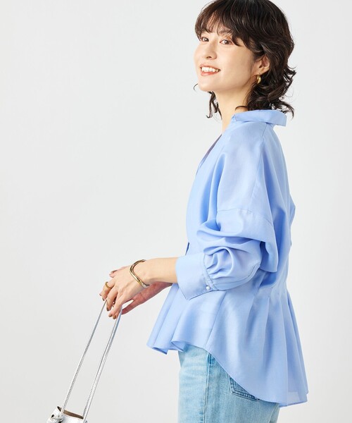 NOLLEY’S（ノーリーズ）の「ウォッシャブルパール釦スキッパータックブラウス（シャツ/ブラウス・レディース・カーキ/サックスブルー/オフホワイト/ネイビー・38）」の11枚目の写真