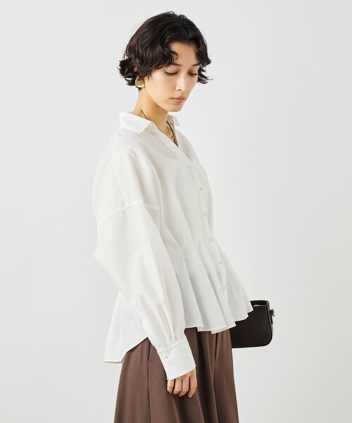 NOLLEY’S（ノーリーズ）の「ウォッシャブルパール釦スキッパータックブラウス（シャツ/ブラウス・レディース・カーキ/サックスブルー/オフホワイト/ネイビー・38）」の17枚目の写真