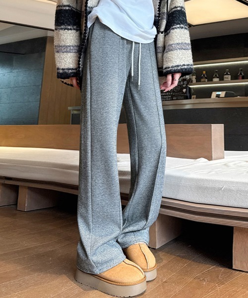 ONEP STAR(ワンピスター)の「裏起毛ストレートワイドパンツ(スウェットパンツ・レディース・チャコールグレー/ダークブラウン/ライトグレー/オートミール/ダークグレー/ベージュ・MEDIUM/X-LARGE/LARGE/SMALL)」の17枚目の写真