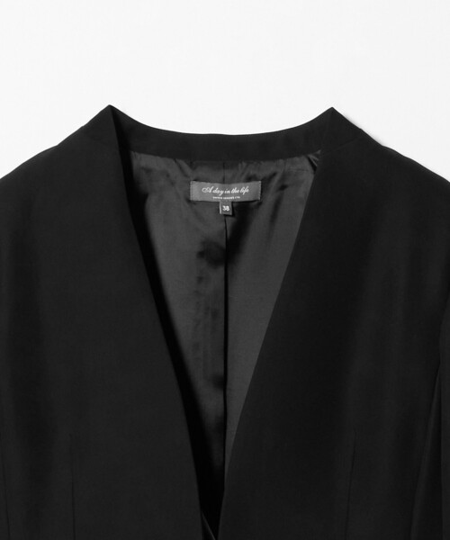 A DAY IN THE LIFE UNITED ARROWS(アデイインザライフユナイテッドアローズ)の「ダブルクロス Vネックジャケット ‐セットアップ対応・ ウォッシャブル‐ <A DAY IN THE LIFE>(ノーカラージャケット・レディース・ネイビー/ベージュ/ダークグレー/ブラック・36/38/40)」の12枚目の写真