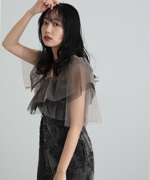 atlo(アトロ)の「ロング&袖あり フォーマル レイヤード チュール Iライン フラワー 刺繍レース セレモニー 結婚式 二次会 パーティー ドレス オケージョンドレス お呼ばれ 同窓会 成人式 (ドレス・レディース・ブラック/グレー/ベージュ・M)」の11枚目の写真