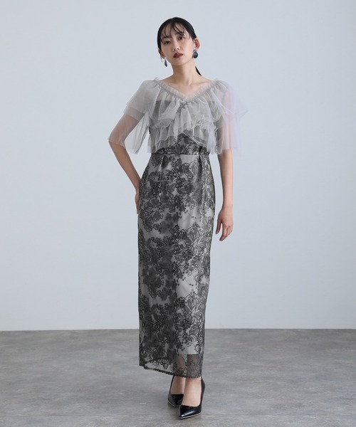 atlo(アトロ)の「ロング&袖あり フォーマル レイヤード チュール Iライン フラワー 刺繍レース セレモニー 結婚式 二次会 パーティー ドレス オケージョンドレス お呼ばれ 同窓会 成人式 (ドレス・レディース・ブラック/グレー/ベージュ・M)」の15枚目の写真