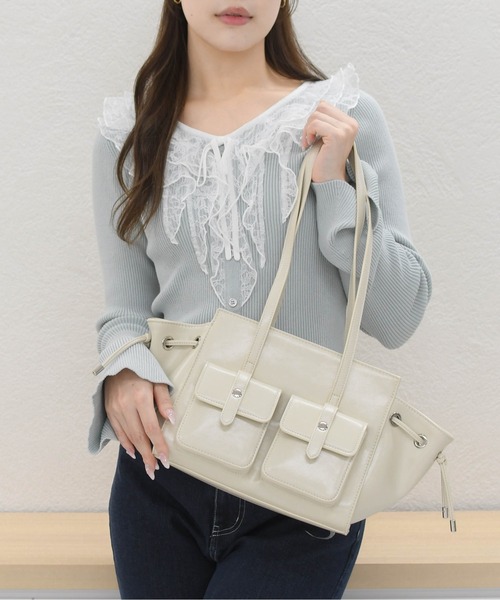 MISCH MASCH(ミッシュマッシュ)の「ダブルポケットトートバッグ(トートバッグ・レディース・ブラック/ベージュ・フリ-)」の13枚目の写真