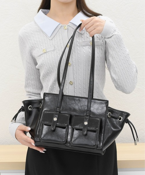 MISCH MASCH(ミッシュマッシュ)の「ダブルポケットトートバッグ(トートバッグ・レディース・ブラック/ベージュ・フリ-)」の8枚目の写真