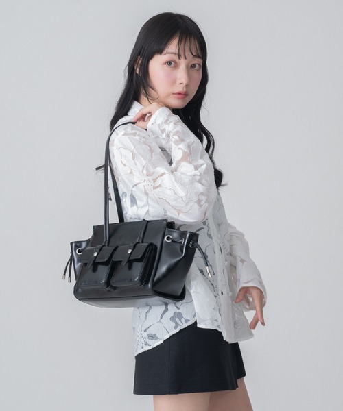 MISCH MASCH(ミッシュマッシュ)の「ダブルポケットトートバッグ(トートバッグ・レディース・ブラック/ベージュ・フリ-)」の22枚目の写真