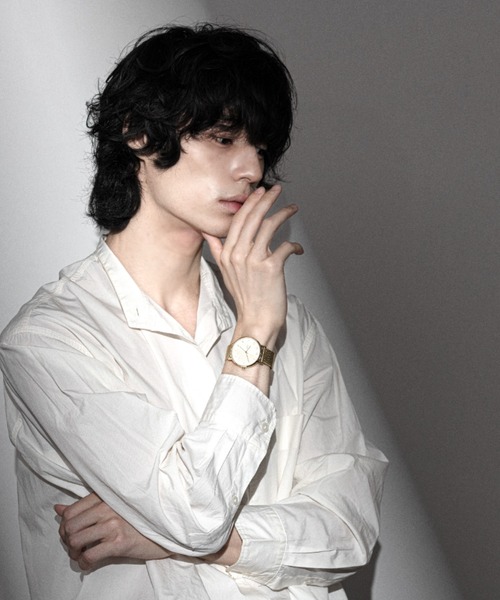 KLON(クローン)の「KLON CONNECTION HALFGRAIN LATTER GOLD EDITION 38mm(アナログ腕時計・レディース・ゴールド・FREE)」の2枚目の写真