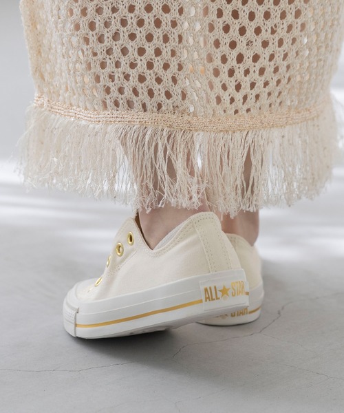 CONVERSE(コンバース)の「CONVERSE ALL STAR GOLDSTRIPE SLIP OX コンバース オールスター ゴールドストライプ スリップ(スニーカー・レディース・アイボリー/ダークブラウン/ブラック・22.5cm/22.0cm/24.5cm/24.0cm/23.5cm/23.0cm/26.0cm/25.5cm/25.0cm)」の9枚目の写真