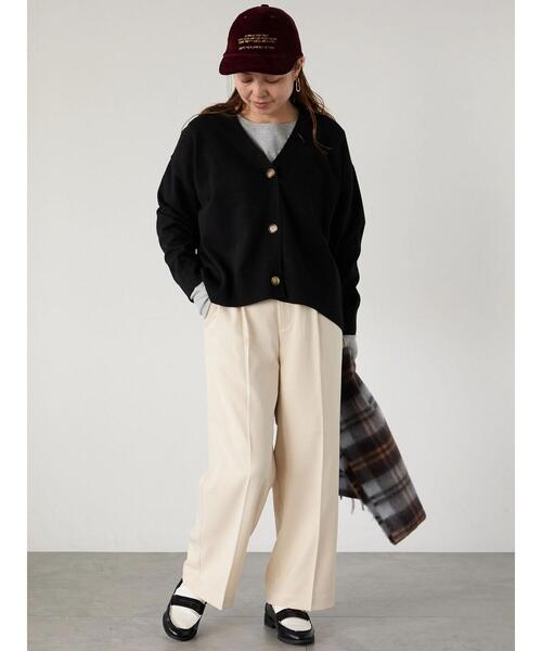 Lugnoncure(ルノンキュール)の「ソフトタッチニットVネックショートカーディガン(カーディガン/ボレロ・レディース・グリーン/ピンク/ブラック/グレー・F)」の19枚目の写真