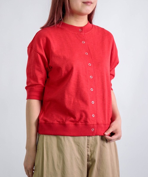 Tieasy（ティージー）の「[Tieasy] HDCS SNAP S/S CARDIGAN / ライトスラブ天竺 スナップカーディガン（カーディガン/ボレロ・レディース・ネイビー/ブラウン/レッド/アイボリー/アッシュグレー・1）」の6枚目の写真